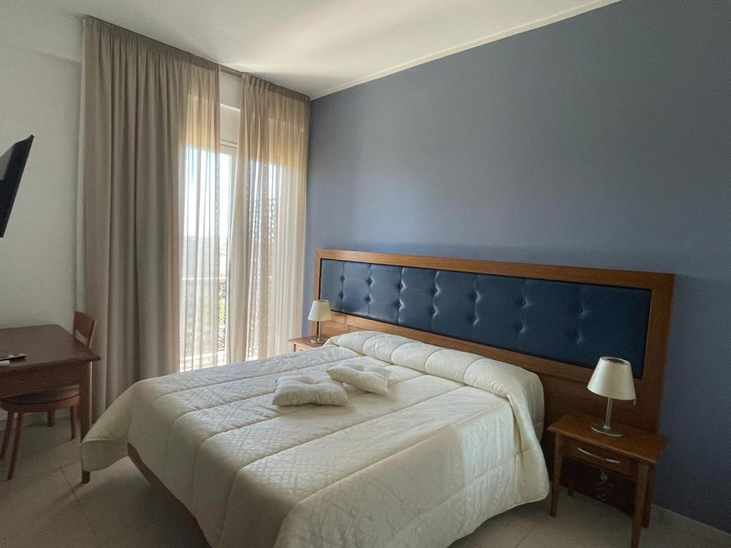 Hotel Posidonia 포르토 세자레오 외부 사진