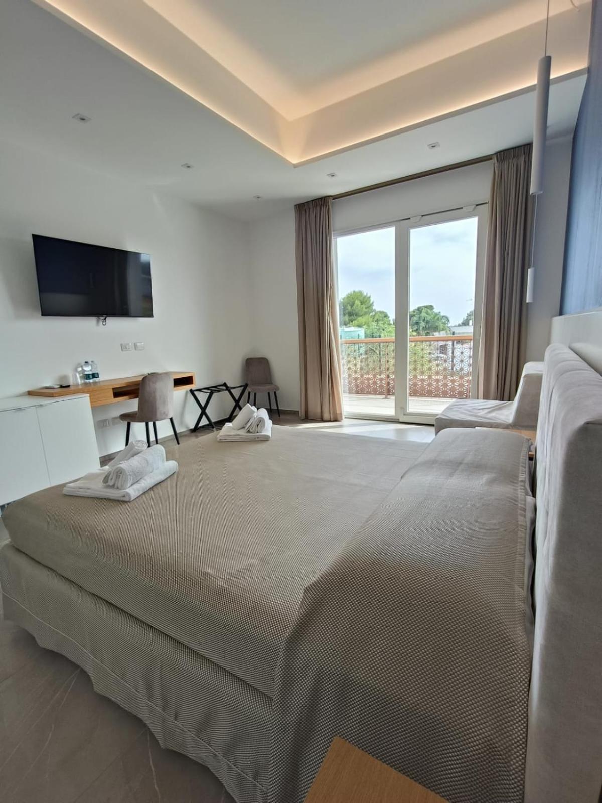Hotel Posidonia 포르토 세자레오 외부 사진